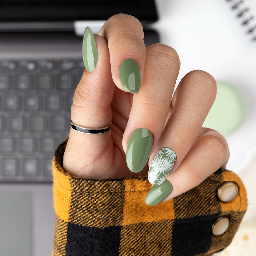  Lively Nails and Spa